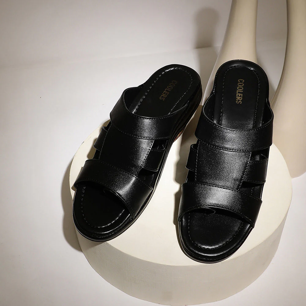 Coolers Casual (Black) Slippers For Men 7123-120 By Liberty - Image 3
