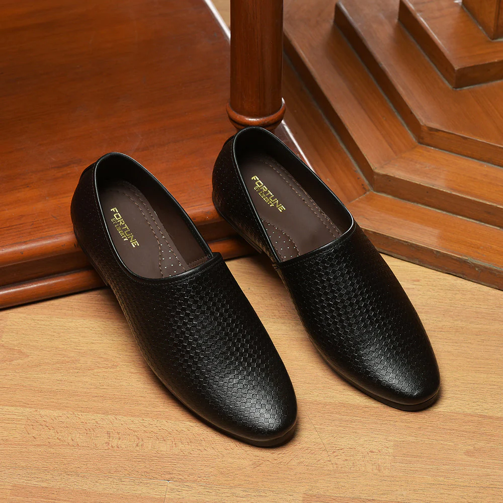 Fortune By Liberty Men VCL-47 Black Casual Non Lacing Shoes - Image 4