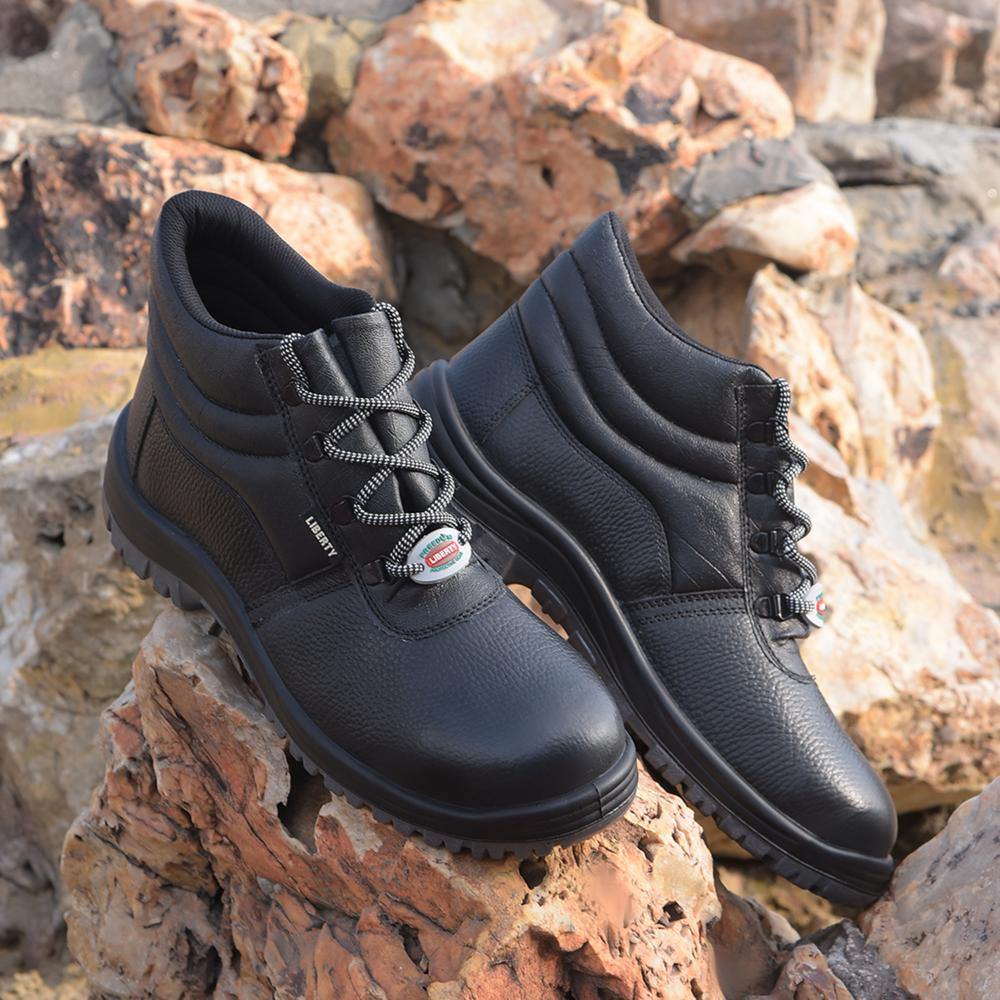 Freedom By Liberty Mens SURAKSHAAK Black Safety Lacing Shoes - Image 3
