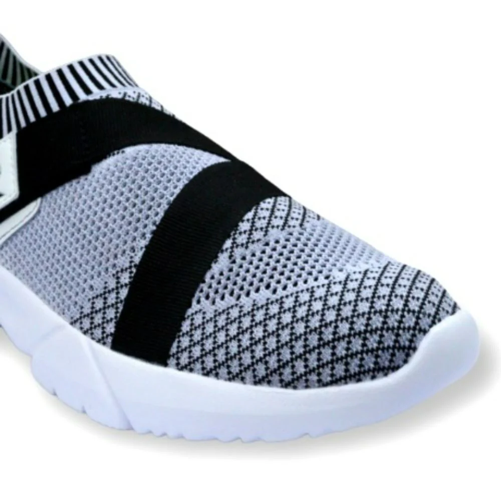 Leap7x Non Lacing White Casual Slip-on Shoes For Men BRISK-03E By Liberty - Image 5