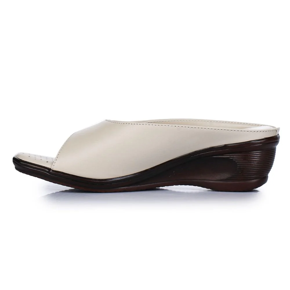 Senorita Casual Beige Wedge Heels For Women LAF-911 By Liberty - Image 3