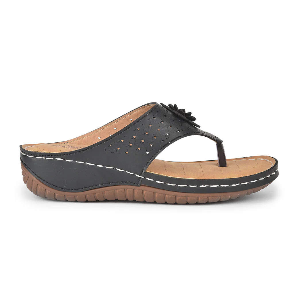 Senorita Casual Black Slipper For Women LAF-756 By Liberty - Image 2