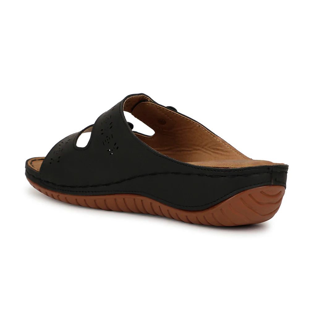 Senorita Casual Black Slipper For Women S624-07 By Liberty - Image 4