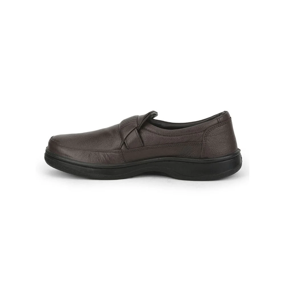Warrior Casual Non Lacing Shoes For Men (Brown) 2078-59 By Liberty - Image 3